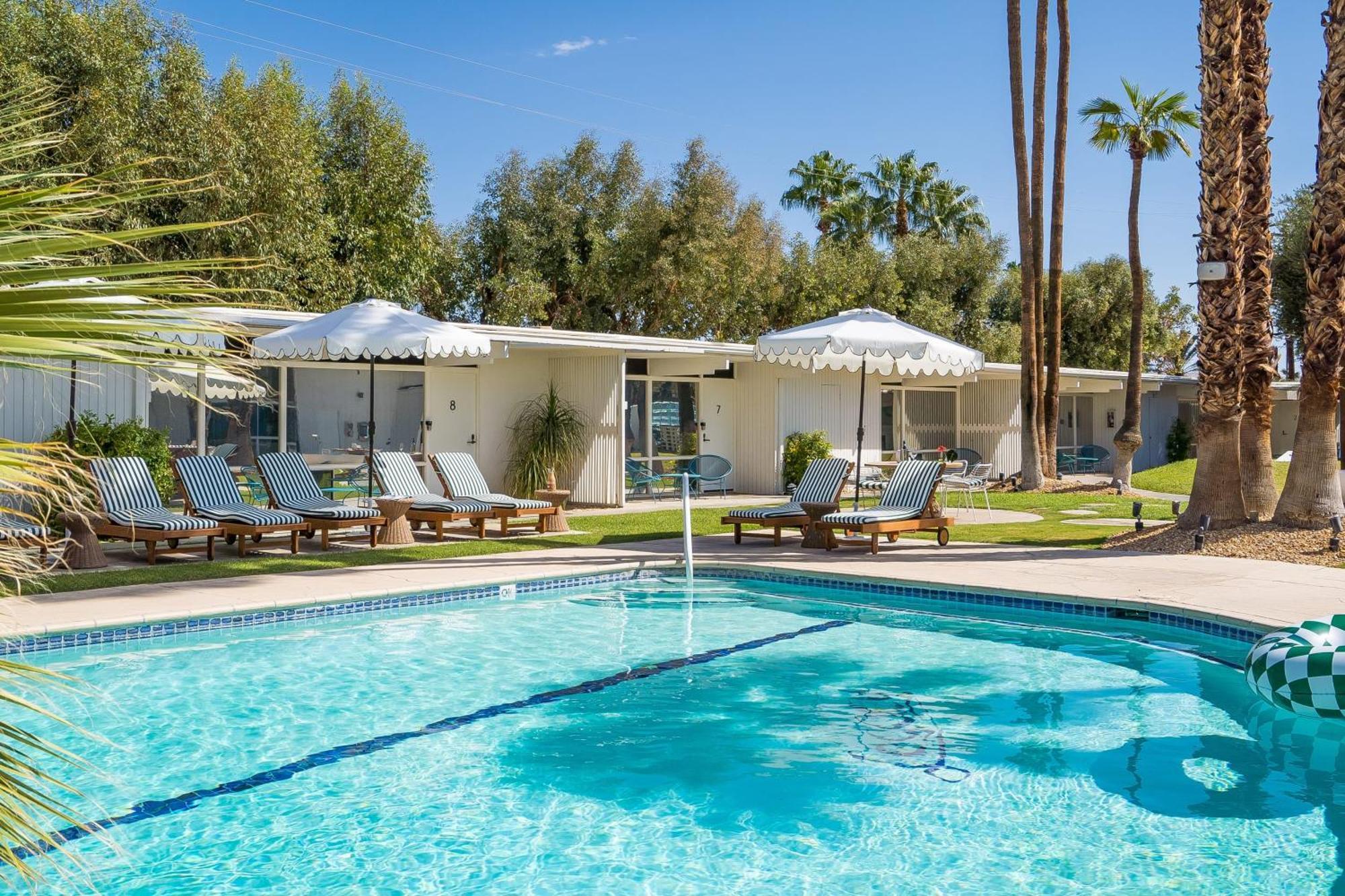 Monkey Tree Hotel By Avantstay Stylish Hotel In Palm Springs W Pool Εξωτερικό φωτογραφία